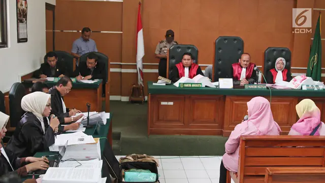 Empat Calon Jemaah Korban Penipuan Dihadirkan dalam Sidang First Travel