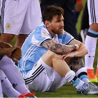 Keputusan Lionel Messi untuk mundur dari Timnas Argentina ternyata ditanggapi oleh netizen dengan beragam meme yang kini ada di medsos. (Foto: Twitter)