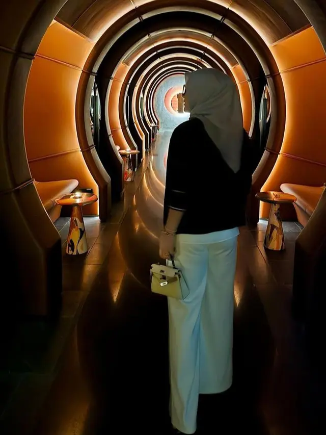 Syahrini Pasca Melahirkan 3 Bulan Bentuk Tubuh Kembali Normal. [@princessyahrini]