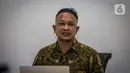 Komisioner Pemantau dan Penyelidik Komnas HAM RI M. Choirul Anam saat konferensi pers terkait Rancangan Perpres tentang tugas TNI dalam mengatasi terorisme di Kantor Komnas HAM, Jakarta, Rabu (24/6/2020). Rancangan Perpres itu dinilai berlandas criminal justice system. (Liputan6.com/Faizal Fanani)