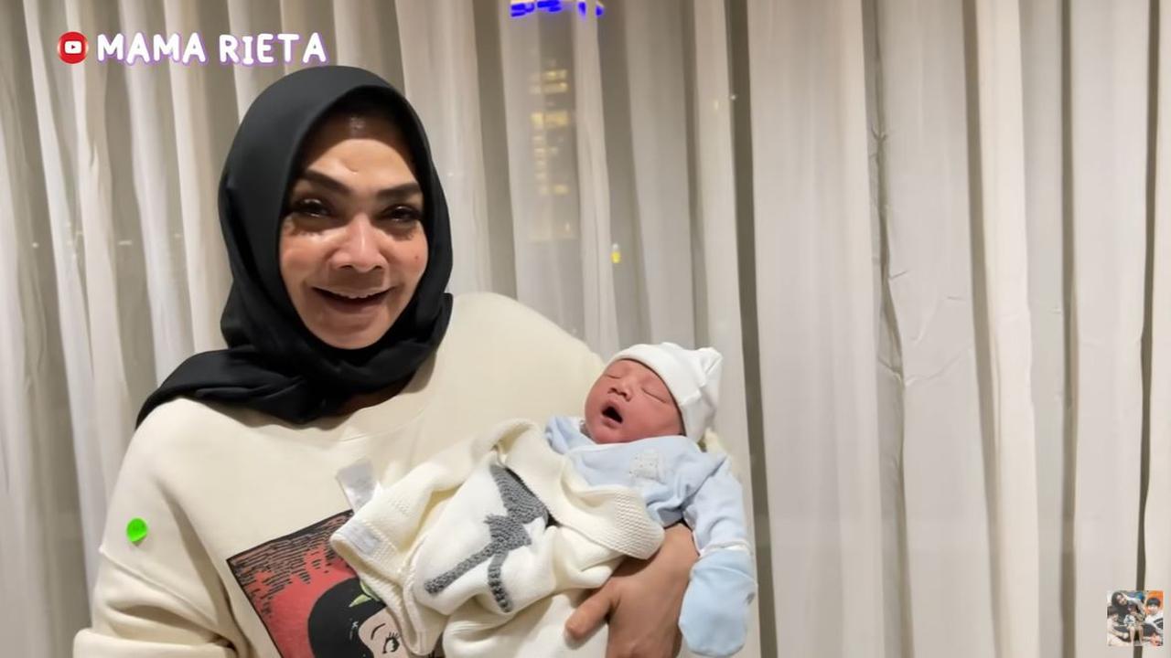 Rieta Amilia (Foto: YouTube)