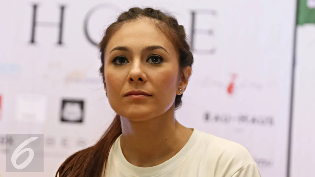 20160204- Wulan Guritno Dkk Ajak Masyarakat Peduli Penderita Kanker-Jakarta- Immanuel Antonius