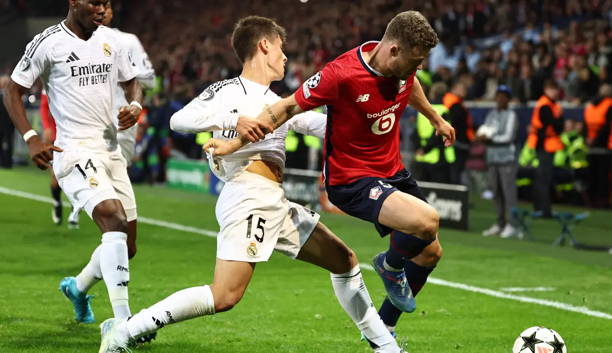 Sejak menit awal, laga antara Lille melawan Real Madrid berjalan cukup seimbang. (Sameer Al-Doumy/AFP)