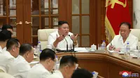 Pimpin Rapat di Tengah Isu Koma, Kim Jong-un Waspadai Ancaman COVID-19 dan Topan