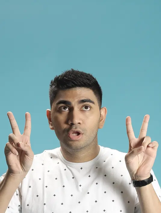 "Akan ada beberapa guest star baru pemain lamanya nggak ada yang kembali selain sahabatnya Gladys," ucap Gandhi Fernando saat berkunjung ke kantor Bintang.com di kawasan Gondangdia, Jakarta Pusat, Senin (14/8/2017). (Bambang E. Ros/Bintang.com) 