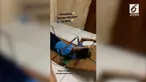 Seorang  bocah laki-laki asal Filipina menciptakan alat fitness sendiri. Ia menggunakan kursi berjemur untuk membentuk otot pada perutnya.
