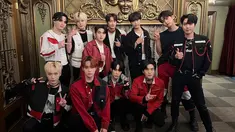 Idol Korea Selatan, Omega X diketahui baru saja menyelesaikan tur dunia di Amerika Serikat dan dijadwalkan kembali pada 23 Oktober 2022 lalu. Namun, para anggota dan seorang manajer diketahui terlantar dan ditinggalkan di Amerika Serikat oleh CEO agansi serta para staf. (Liputan6.com/IG/@omegax_official)