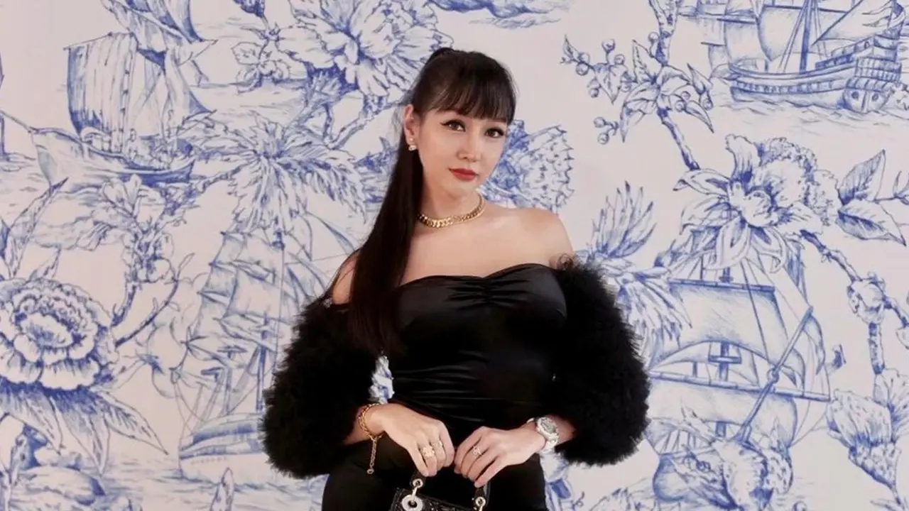 Pamer Perut Rata, Ini Potret Terbaru Lucinta Luna yang Turun Berat Badan 19 Kg