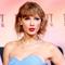 Taylor Swift menghadiri acara gala premiere film Taylor Swift: The Eras Tour di AMC The Grove, Los Angeles, California, Amerika Serikat, Rabu (11/10/2023). Taylor Swift mengejutkan para penggemarnya ketika menghadiri acara tersebut. (Matt Winkelmeyer/Getty Images/AFP)