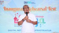 Direktur Network & IT Solution Telkom Herlan Wijanarko pada saat uji coba kesiapan  sistem infrastruktur layanan telekomunikasi & digital Telkom di Medan (12/4) guna memastikan  layanan andal selama moment Ramadan & Idul Fitri 1444 H hingga KTT ASEAN ke-42.
