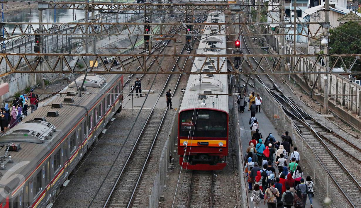 Mulai November 2015 Krl Naik 50 Persen Foto Liputan6com