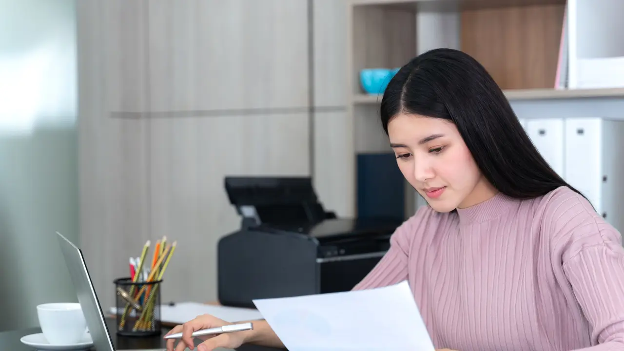 Sejumlah institusi keuangan seperti Bank, Fintech Lending, Koperasi hingga Pegadaian terus menyalurkan pembiayaan sebagai bagian mendorong pemerataan ekonomi.