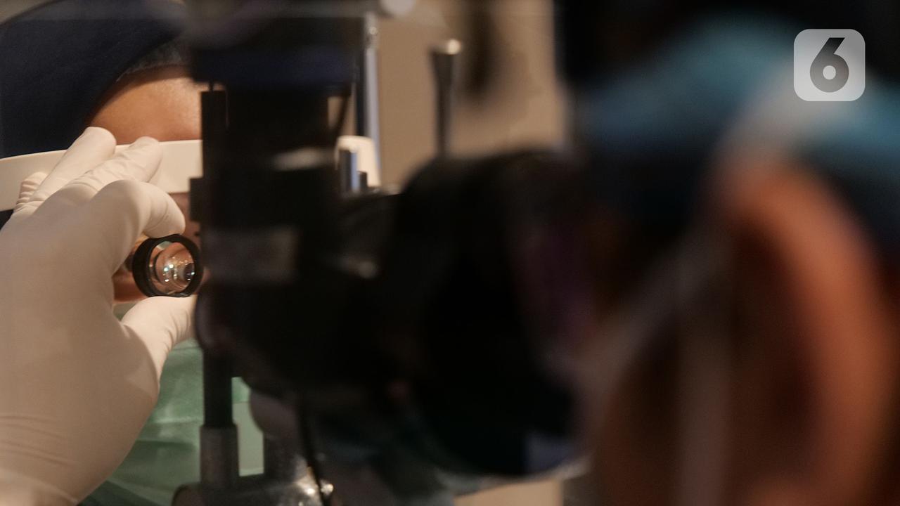 FOTO: Pemeriksaan Mata