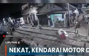 Aksi Nekat Pemotor Melaju di Rel, KAI Buka Suara