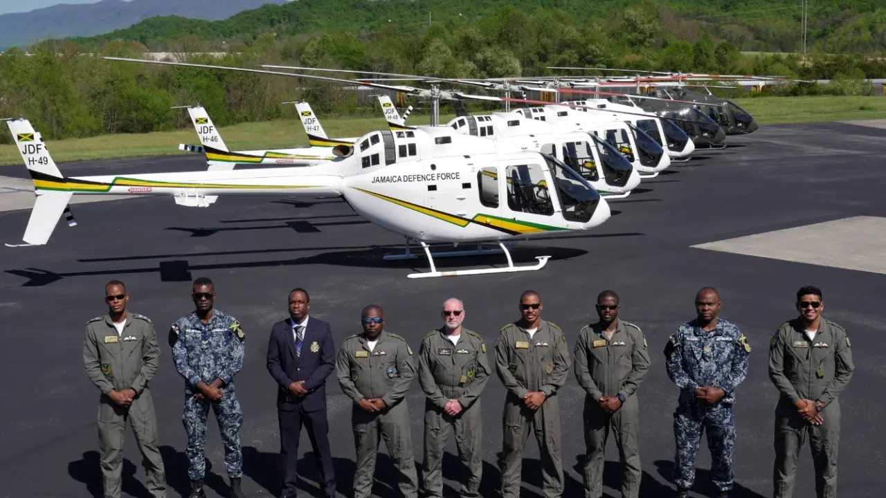 Bell umumkan pengiriman helikopter Bell 505 Jet Ranger X ke-300 untuk Jamaica Defence Force (JDF). (Photo credit: Bell Textron Inc.)