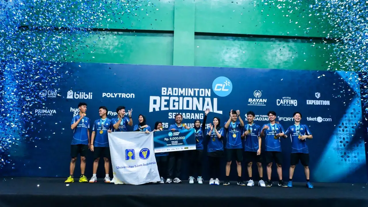 Campus League Badminton Regional Semarang