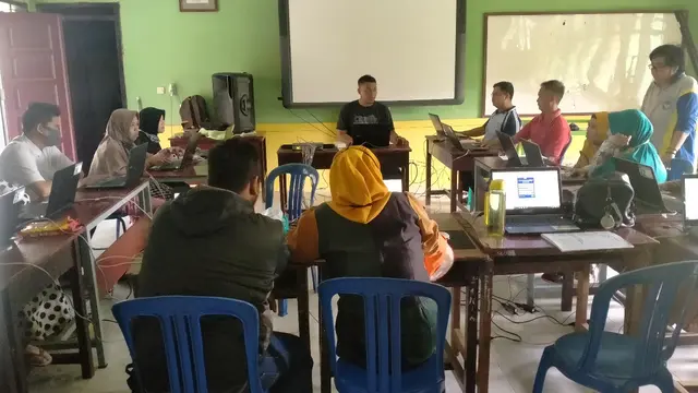 Guru Berdedikasi