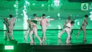 Pada rangkaian tur kali ini NCT 127 menghentak dengan lagu-lagu upbeat yang menguras tenaga. (Liputan6.com/Angga Yuniar)
