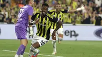 Jhon Duran Dipinjam Benfica, Usia 22 Sudah Bela 7 Klub di 7 Negara