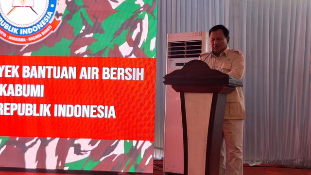 Menteri Pertahanan (Menhan) Prabowo Subianto di Sukabumi, Jawa Barat, Sabtu (30/12/2023) (Liputan6.com/Lizsa Egaham)