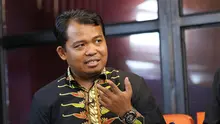 Ketua KPAI, Susanto, saat tampil di acara Dea Netizen Liputan6.com, Jumat (13/9). (Liputan6.com/Herman Zakaria)