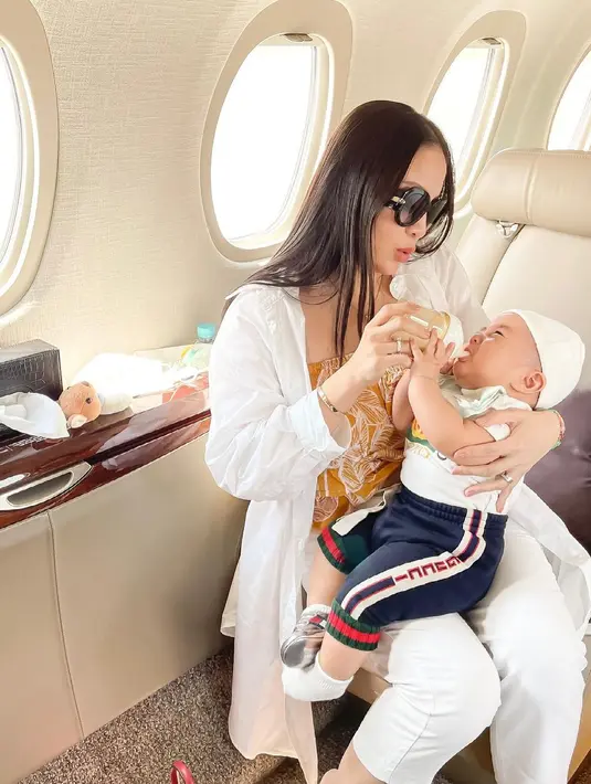 Momo Geisha (Instagram/therealmomogeisha)