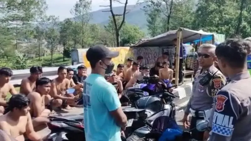 Puluhan Anggota Klub Motor Terjaring Polisi di Puncak Bogor