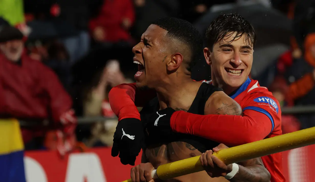 Berlaga di kandang sendiri, Girona menang telak 3-0 atas Rayo Vallecano. (LLUIS GENE/AFP)