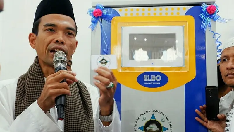 Ustadz Abdul Somad dalam sebuah kegiatan di Kota Pekanbaru.