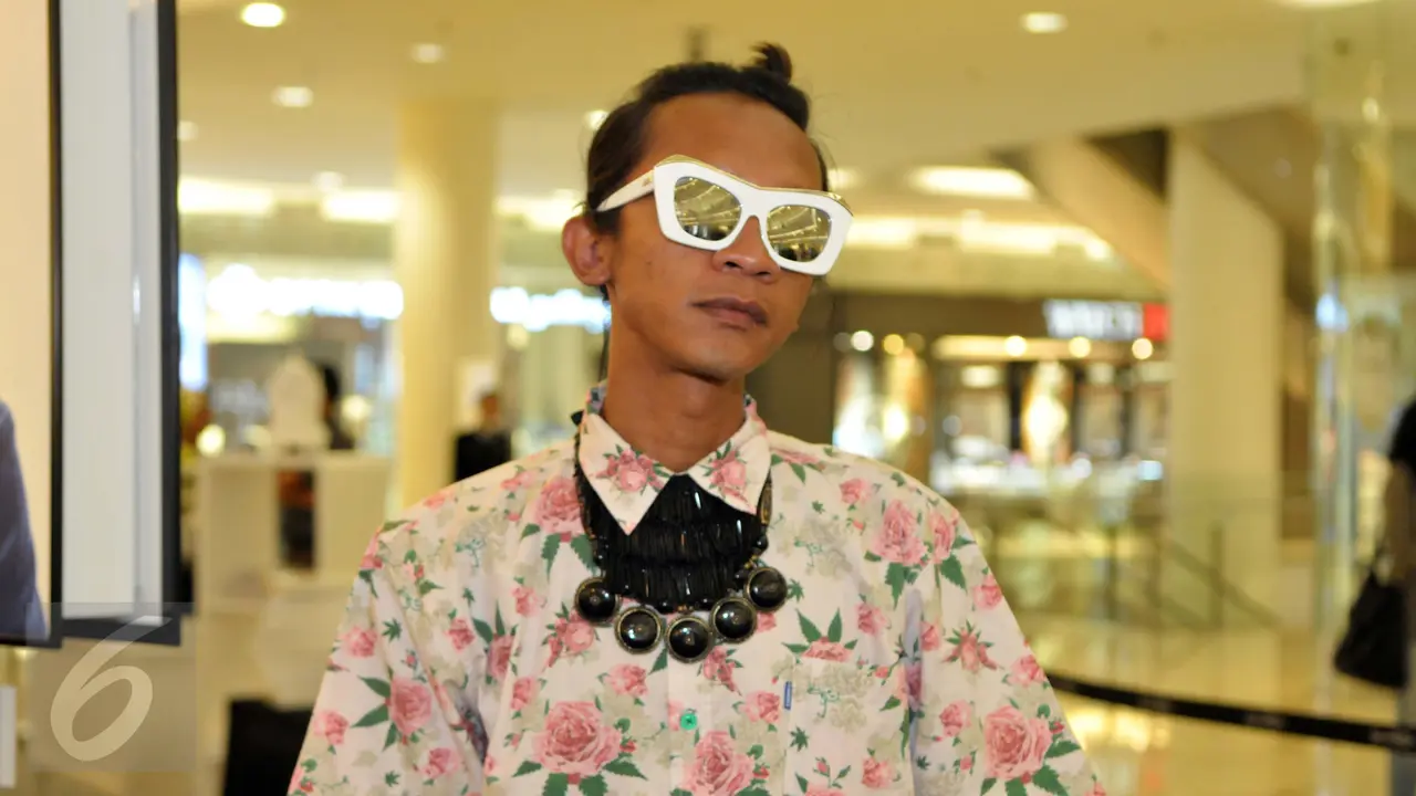 20140918-Aming di Pameran Foto Jerry Aurum-Jakarta 1