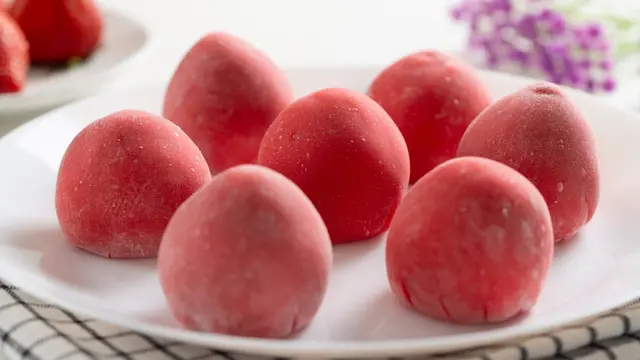 mochi buah stroberi semangka