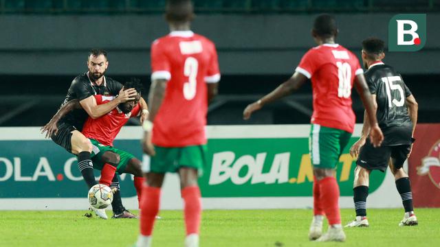 Foto: Melihat Aksi Duo Menara di Lini Pertahanan Timnas Indonesia