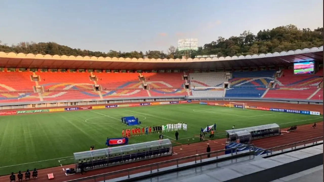 Suasana pertandingan Korea Utara vs Korea Selatan
