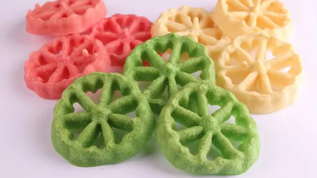 kembang goyang warna-warni pandan