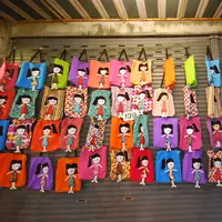 Pasar Th Thalang, Phuket, Thailand. (pimneverstops.com)