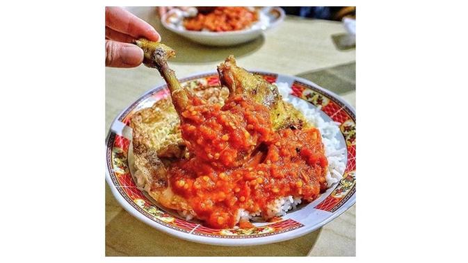 3 Tempat Kuliner Khas Jawa Timur Sekitar Stasiun Wonokromo
