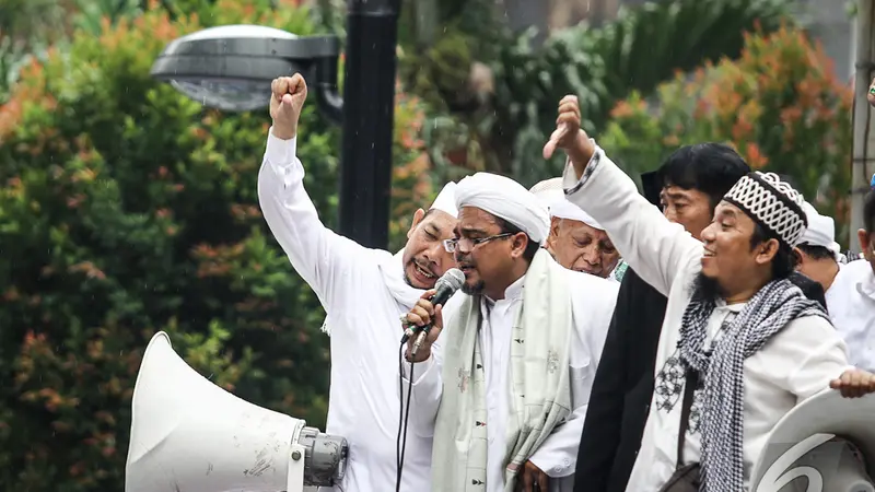 Habib Rizieq Ancam Bikin Gubernur Tandingan