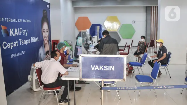 Hari Pertama Aturan Baru Naik KA Jarak Jauh