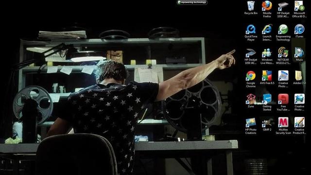 Wallpaper desktop kreatif