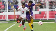 Yakob Sayuri jadi penentu kemenangan Malut United FC atas Persik 2-1 di Stadion Gelora Kie Raha Ternate, Sabtu (25/1/2025). (Bola.com/Gatot Sumitro)