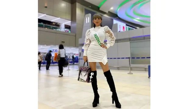 7 Potert Gebby Vesta saat Ikut Ajang Miss International Queen 2020