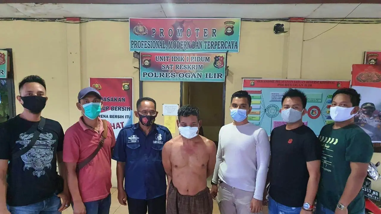 Warga Ogan Ilir Nekat Parkirkan Truk Curian di Depan Rumahnya
