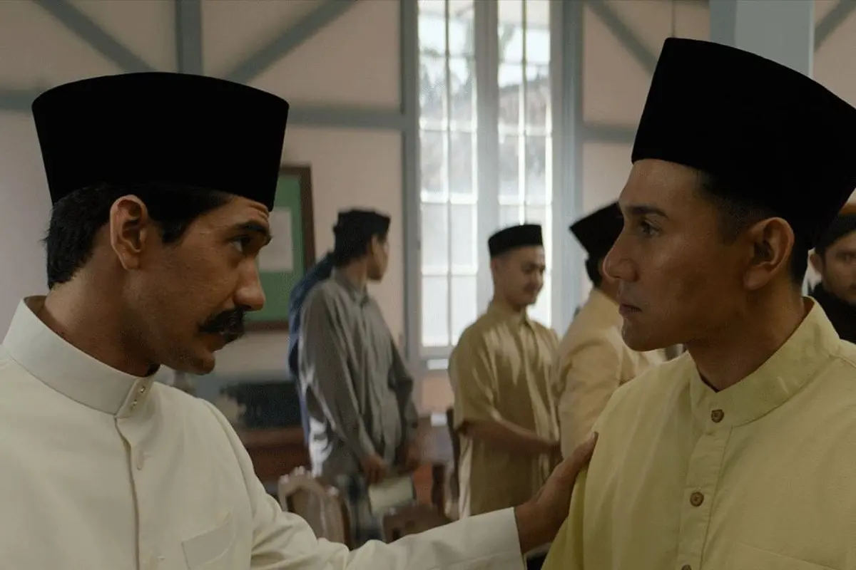 Vino G. Bastian sebagai Buya Hamka. (Foto: Dok. Falcon Pictures)