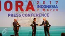 Presiden RI Joko Widodo bersalaman dengan PM Australia Malcom Turnbull usai memberikan keterangan pers terkait hasil KTT IORA 2017 di JCC, Jakarta, Selasa (7/3). KTT IORA 2017 menghasilkan kesepakatan Jakarta Concord. (Liputan6.com/Angga Yuniar)