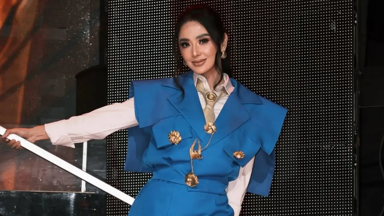 Dewi Perssik