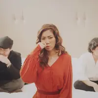 Vierratale di MV Ghosting (YouTube Kevin Aprilio & Vicy Melanie)