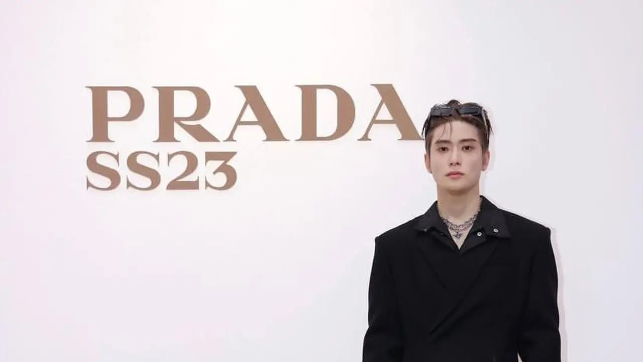 Jadi Brand Ambassador Prada Terbaru, Penampilan Jaehyun NCT di Fashion Show Curi Perhatian