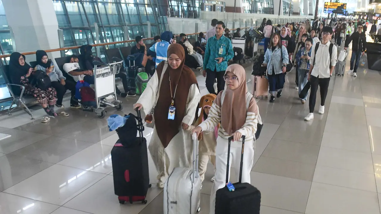 Mudik Lebaran 2026, Penumpang Pesawat Diprediksi Capai 9 Juta Orang