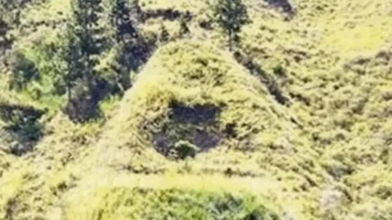 Piramida di Danau Toba