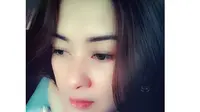 Benarkah Penyanyi Ini Selingkuhan Farhat Abbas?